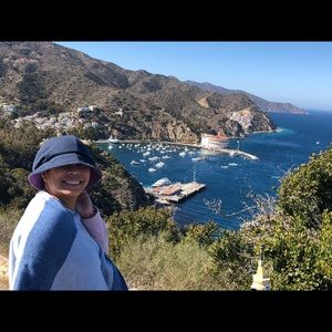 Meet your Posher, Emy